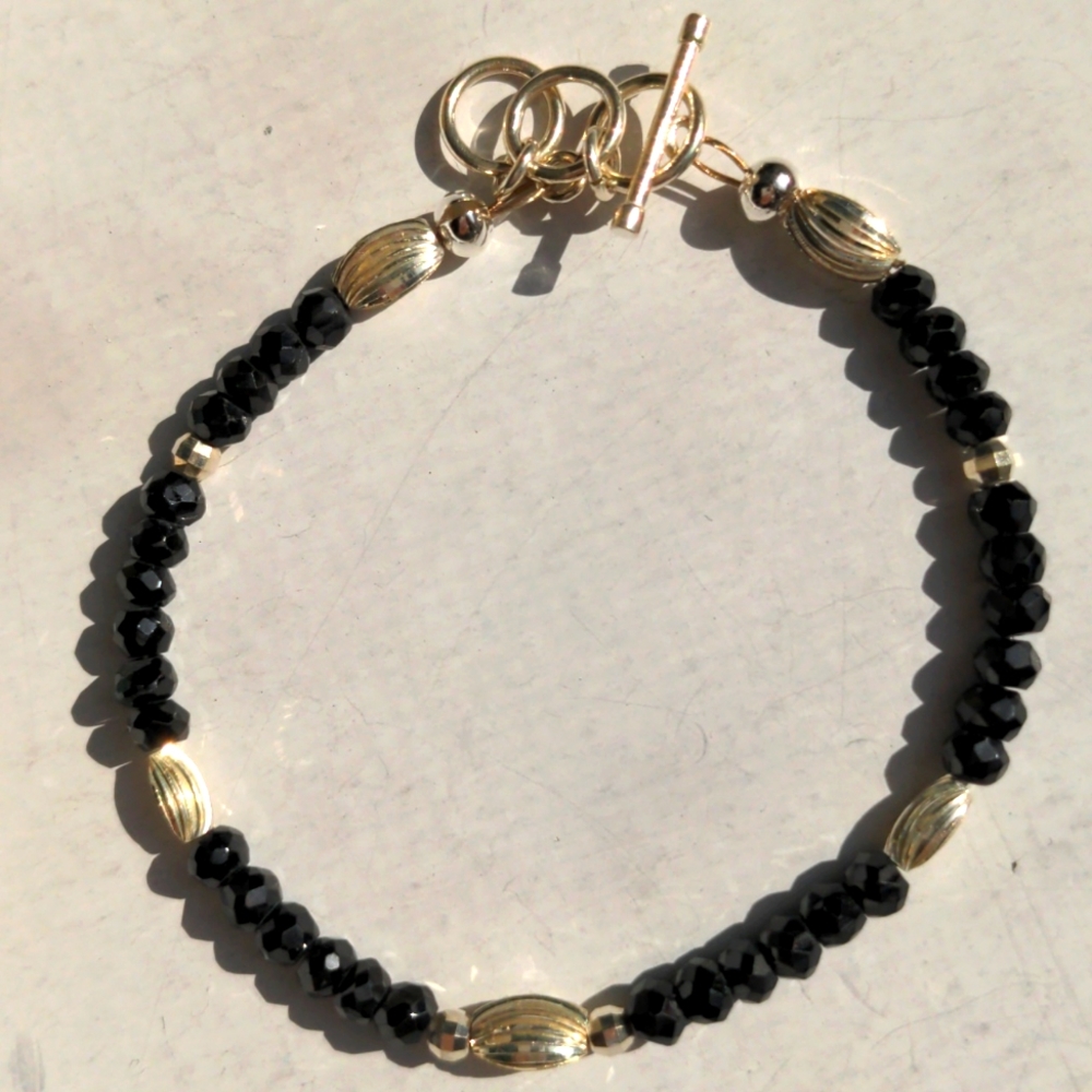 Sterling Silver & Black Spinel bracelet. New  Faceted Sparkling Gems, Adjustable